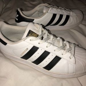 Adidas superstar size 8